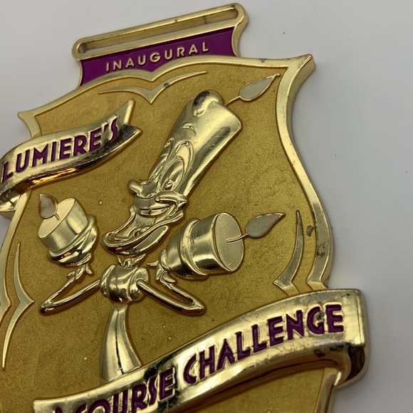 RARE Disney Beauty & The Beast Lumiere's Inaugural 2 Course Challenge 2016 Medal - Picture 3 of 13